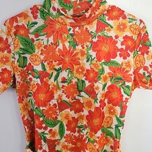 Zara, M, Red, orange, yellow, and green.